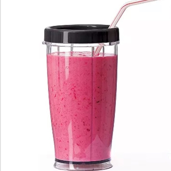 Bella NIB Red Rocket Blender and Attachments - Picture 4 of 13